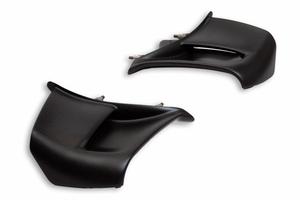 COPPIA ALI IN CARBONIO PER PANIGALE V4 2025