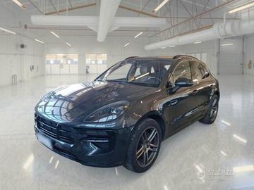 PORSCHE Macan 2.0