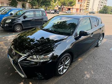 Lexus CT 200h Hybrid come NUOVA