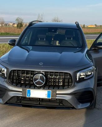 Mercedes GLB 180 2023