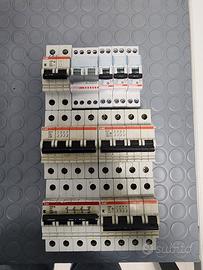 magnetotermici trifase e monofase in stock