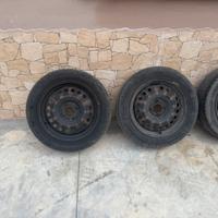 Cerchi e gomme nissan micra k14