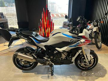 BMW S 1000 XR Triple Black Abs my21