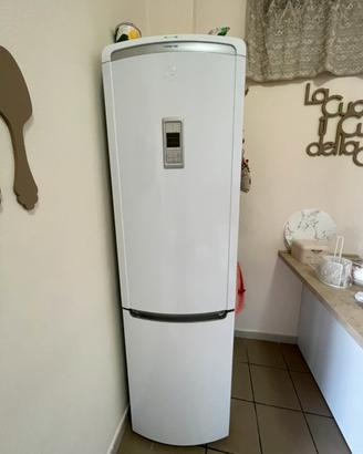 Frigo con congelatore