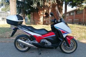 Honda Integra 750 S HRC - Tagliandata - Gommata