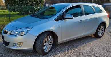 Opel Astra Cosmo sw 1.7 CDTI 110cv