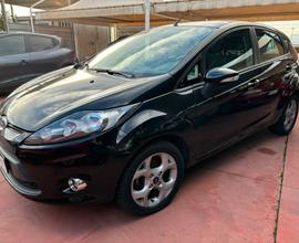 Ford Fiesta 1.4 TDCi 70CV 5 porte Titanium