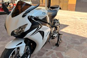 Honda CBR 1000 RR Fireblade (2009)