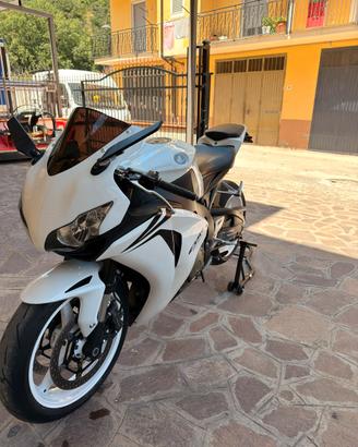 Honda CBR 1000 RR Fireblade (2009)
