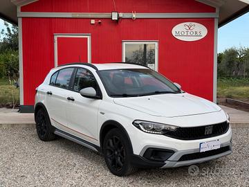 Fiat Tipo 1.6 Mjt S&S 5 porte Cross Garmin
