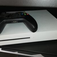 Xbox One Slim + GTA 5