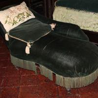 Divanetto antico