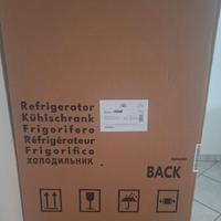 Forno e frigo nuove ancora in amballaggio