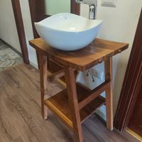 Mobile bagno in legno naturale 