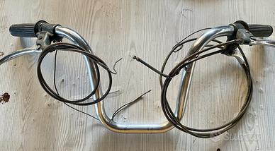 Manubrio Sterzo Manopole Leve CLACSON E CAVETTERIA