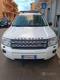 Land Rover Freelander 2 TD4 S diesel 2012 + Traino