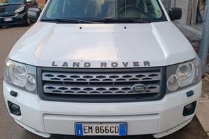 Land Rover Freelander 2 TD4 S diesel 2012 + Traino