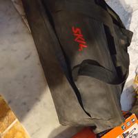 smerigliatrice grande e piccola e una serrà a nast