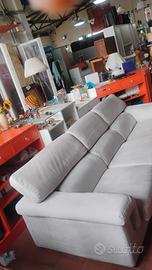 Divano "poltrone sofa" di seconda mano 