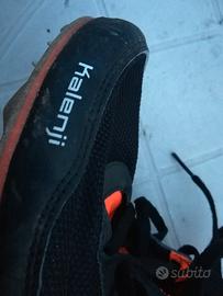 Scarpe atletica chiodate