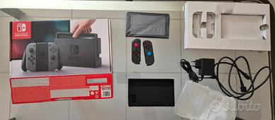 Nintendo Switch Grigia (Mod. HAC-001)