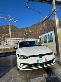 VOLKSWAGEN Golf 8ª serie - 2020