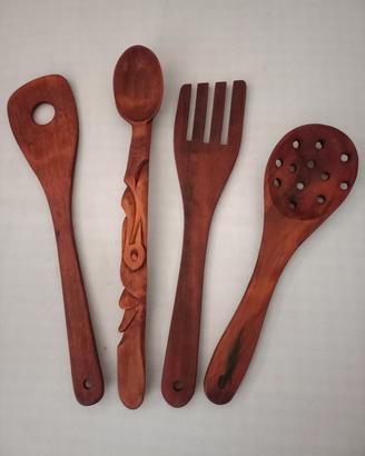 Set 4 uensili posate da cucina in legno