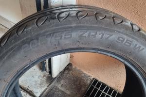 Pneumatici RIKEN UHP 205/55 ZR17 95W - come nuovi