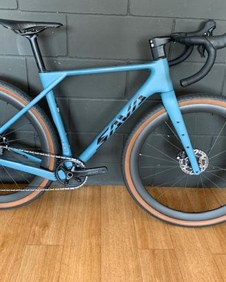 BICI GRAVEL CARBONIO SAVA