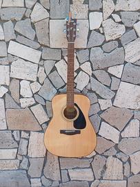 chitarra yamaha f310