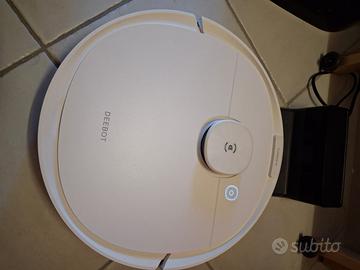 Robot aspira-lavapavimenti