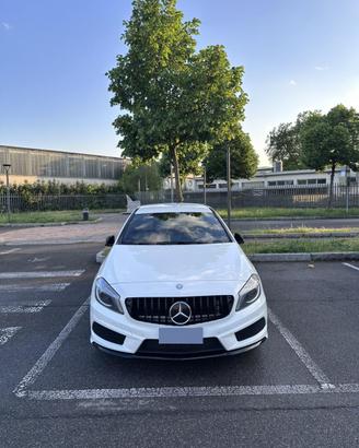 MERCEDES-BENZ CLASSE A 180cdi AUTOMATIC SPORT AMG
