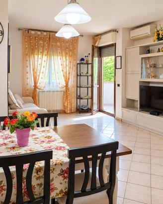 Appartamento di 105 m² con 5 locali e box auto a P