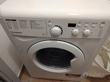 Lavatrice Indesit 6kg praticamente nuova