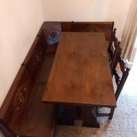 Arredamento in legno massello