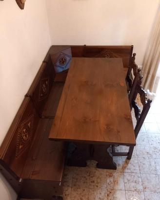 Arredamento in legno massello