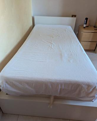 Letto singolo con contenitore e materasso