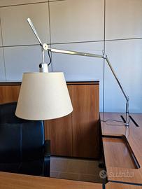 Lampada ARTEMIDE modello Tolomeo Mega da ufficio