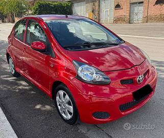 Toyota Aygo 1.0 12V VVT-i 5 porte Now Connect