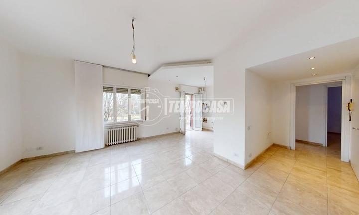 TRILOCALE CON SOTTOTETTO SENZA SPESE