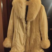 piumino con pelliccia di volpe