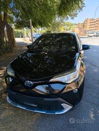 Toyota C-HR Full Hybrid 1.8 120cv Nera – Luglio 22