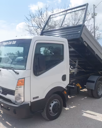 Nissan cabstar ribaltabile trilaterale