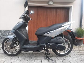 Kymco Agility 200