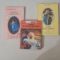 Romanzi rosa misti 25 libri  degli anni 70-80'