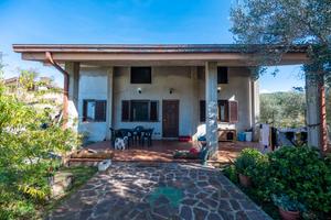 Palestrina: villa unifamiliare su due livelli