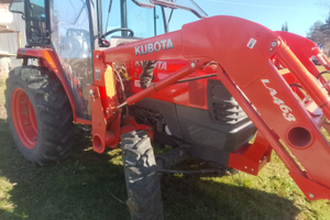 Kubota L3200 con caricatore frontale