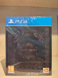 Dark Souls Trilogy PS4 Nuovo 