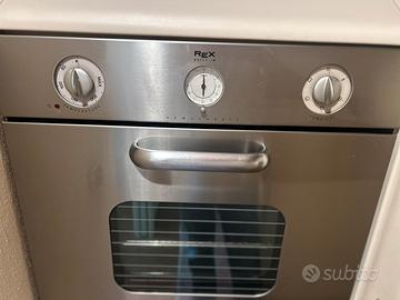 Cucina completa di elettrodomestici
