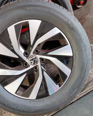 cerchi e gomme Volkswagen tiguan